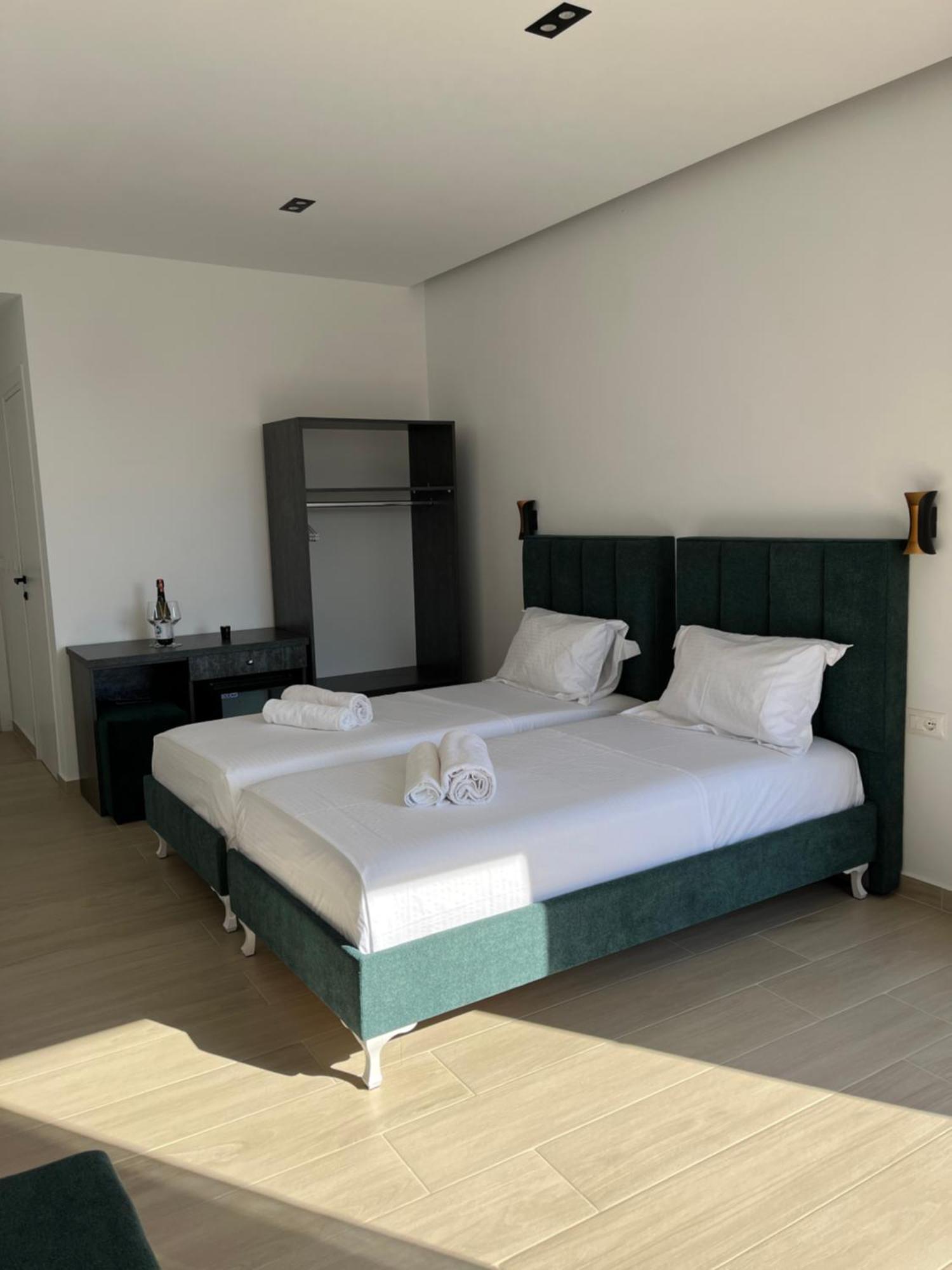 Del Mare Hotel Sarande Exterior photo
